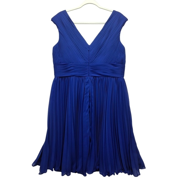 JJ House Blue Pleated Dress with Embellished Waist - Picture 3 of 10